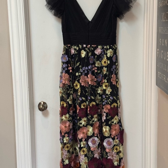 Mac Duggal Embroidered Applique Ruched Flutter Sleeve A Line Dress - Picture 7 of 8